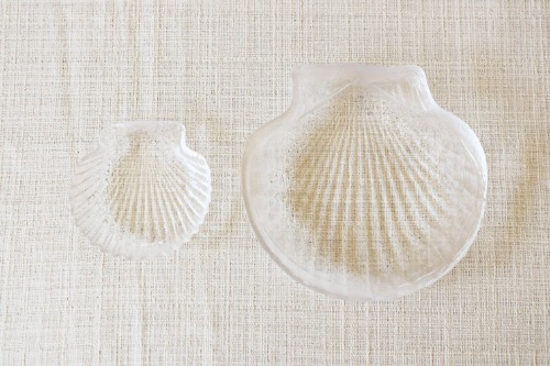 Seashell glass dish